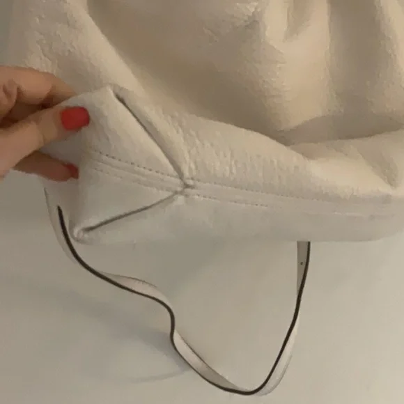 MICHAEL Michael Kors Bedford Large Leather Hobo Style Bag, White/Gold Tone - Picture 3 of 16